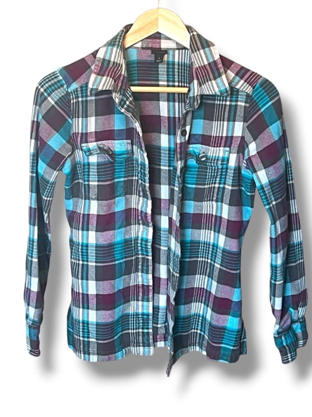 Patagonia Plaid Button-Down Flannel Shirt in Teal and Purple Long Sleeves.
